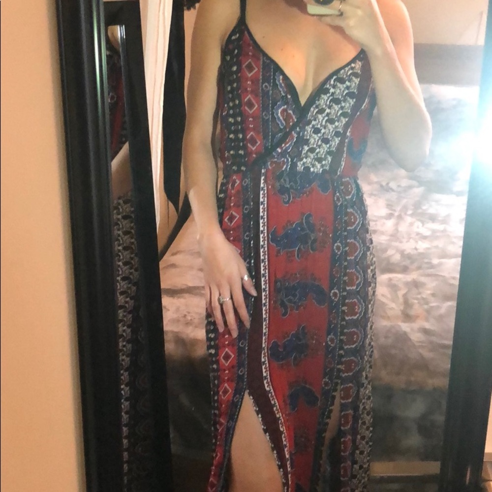 🌼 Zoe & Rose high slit dress